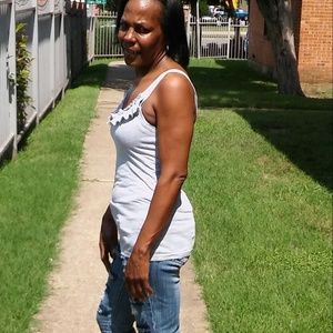 Meet your Posher, Nedra